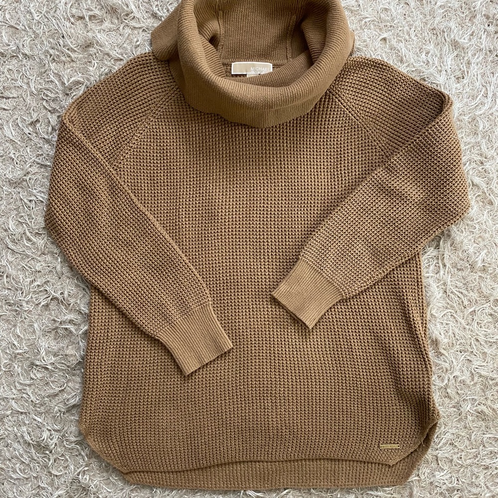 Tan Michael Kors turtleneck sweater, size M